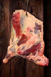BEEF FORE QUATER (55kg/70kg) R/kg beef fore quarter (55kg/70kg) r/kg